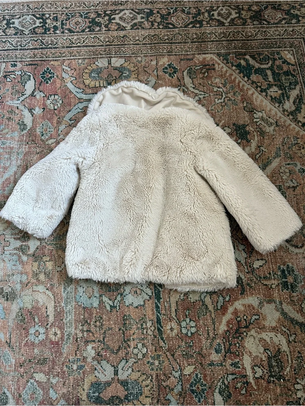 H&M Girl’s Cream Faux Fur Coat