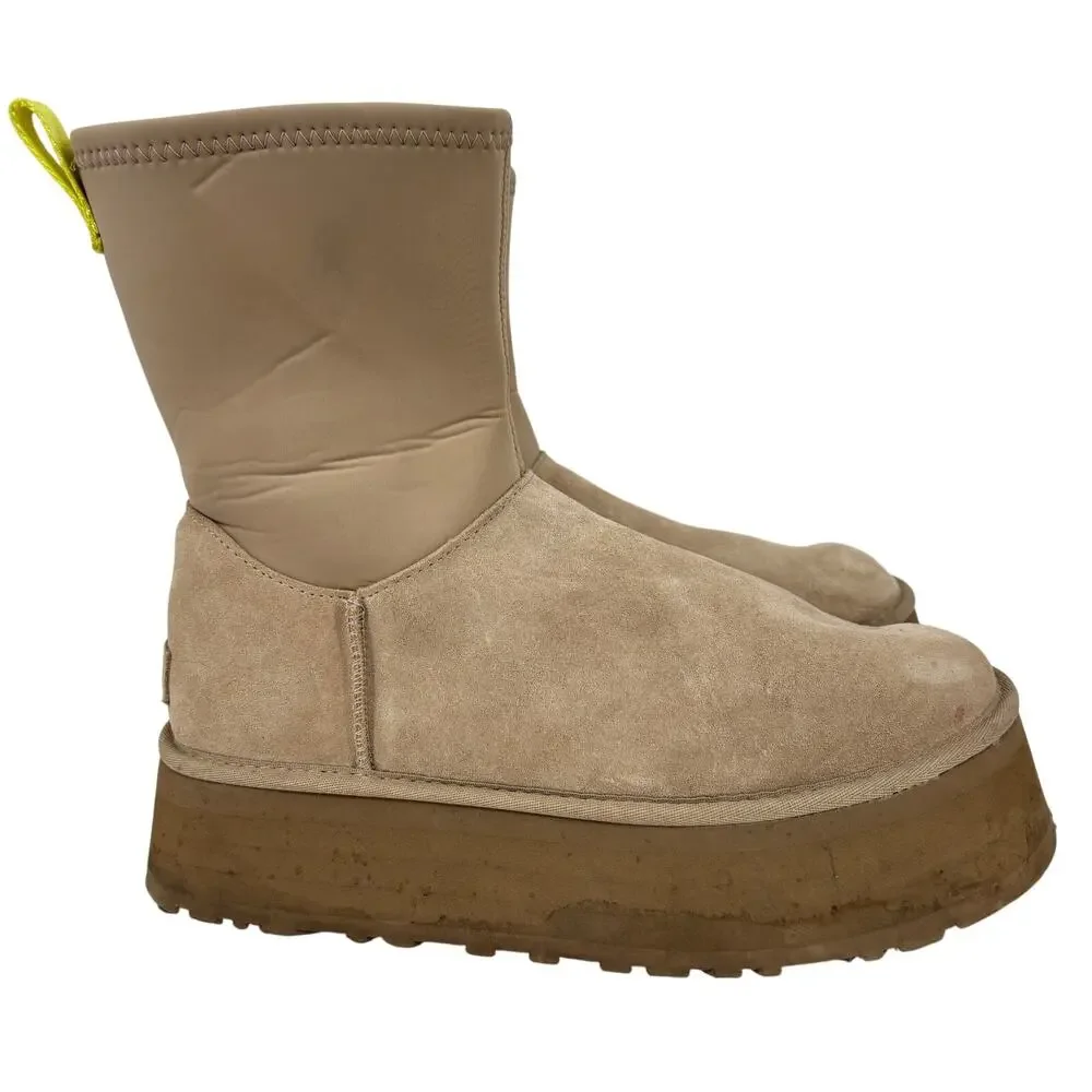 UGG relaxed boots wear